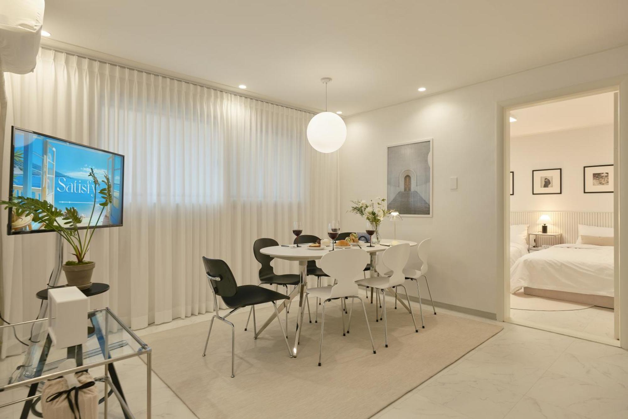 Serenoa Hapjeong * Seoul